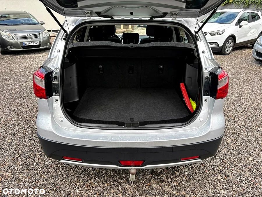 Suzuki SX4 S-Cross 1.6 DDiS Premium - 6
