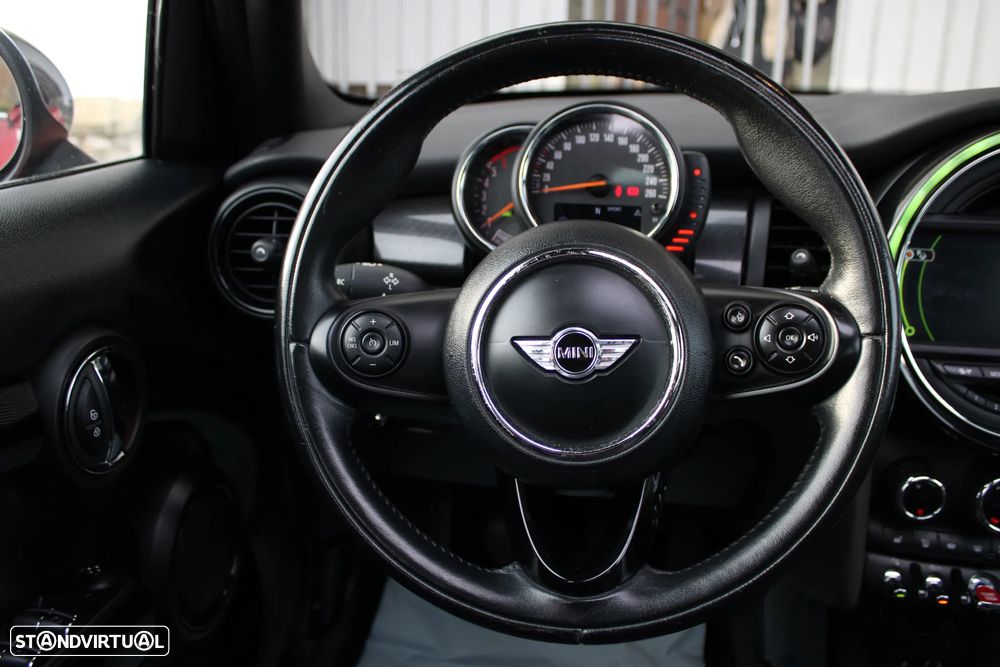 MINI 5 Portas Cooper D 60 Years - 19