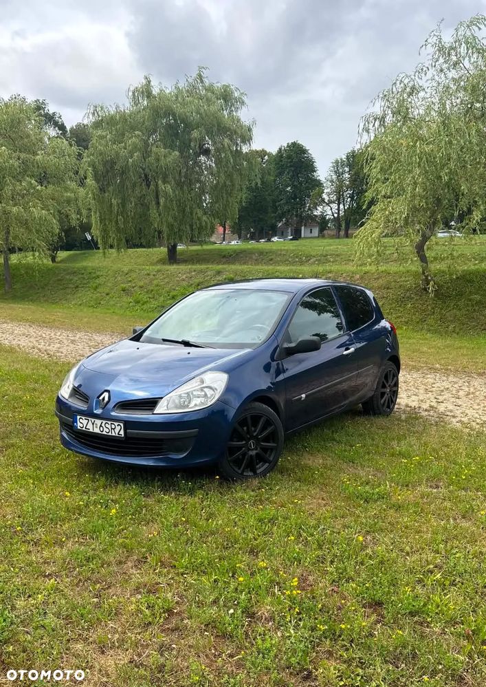 Renault Clio 1.2 TCE Authentique - 1