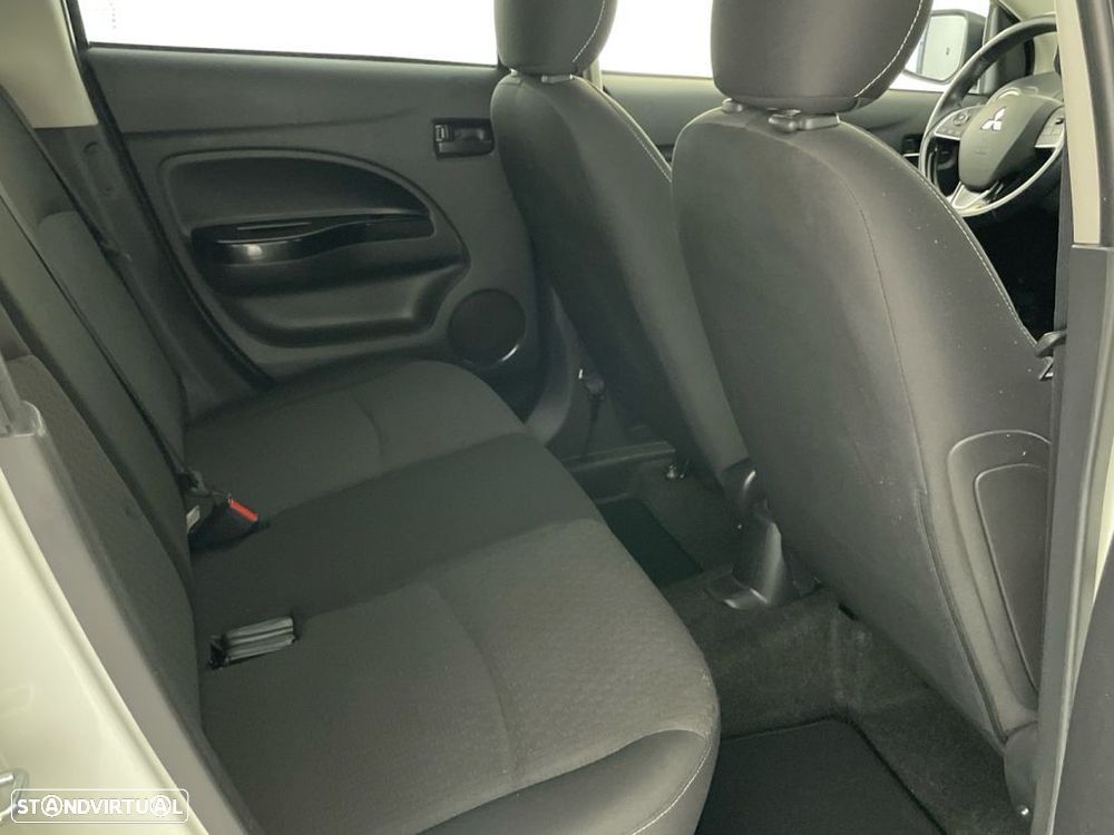 Mitsubishi Space Star 1.2 Intense - 23