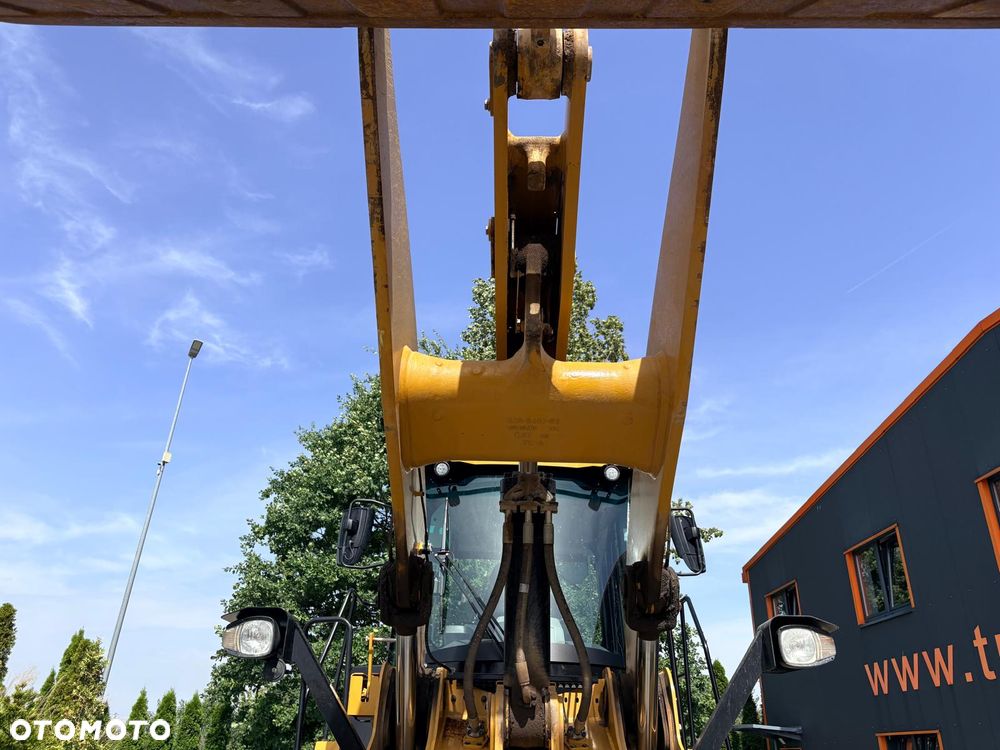 Caterpillar 950M - 28
