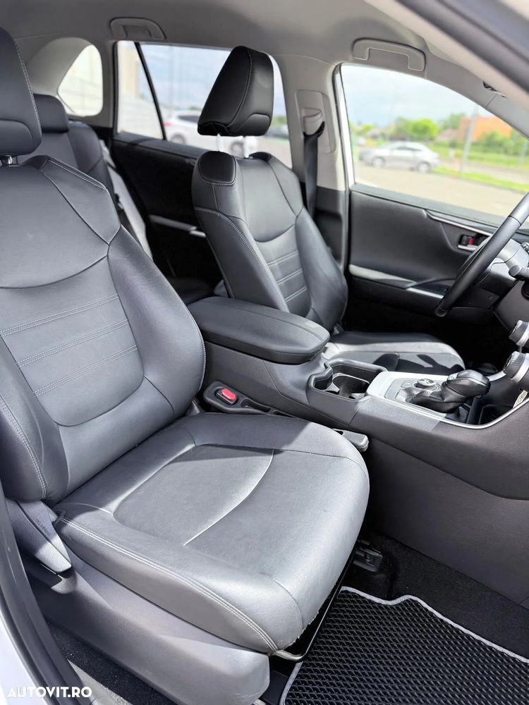 Toyota RAV4 2.5 VVT-iE 4x4 Luxury Premium - 9