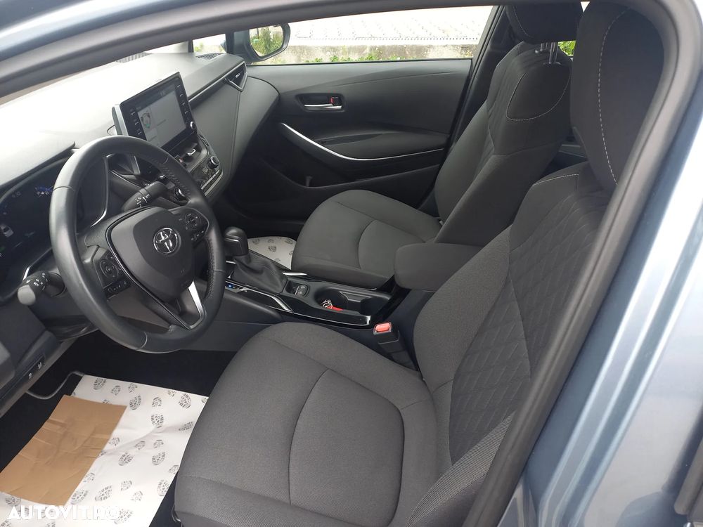 Toyota Corolla 1.8 HSD Business - 10