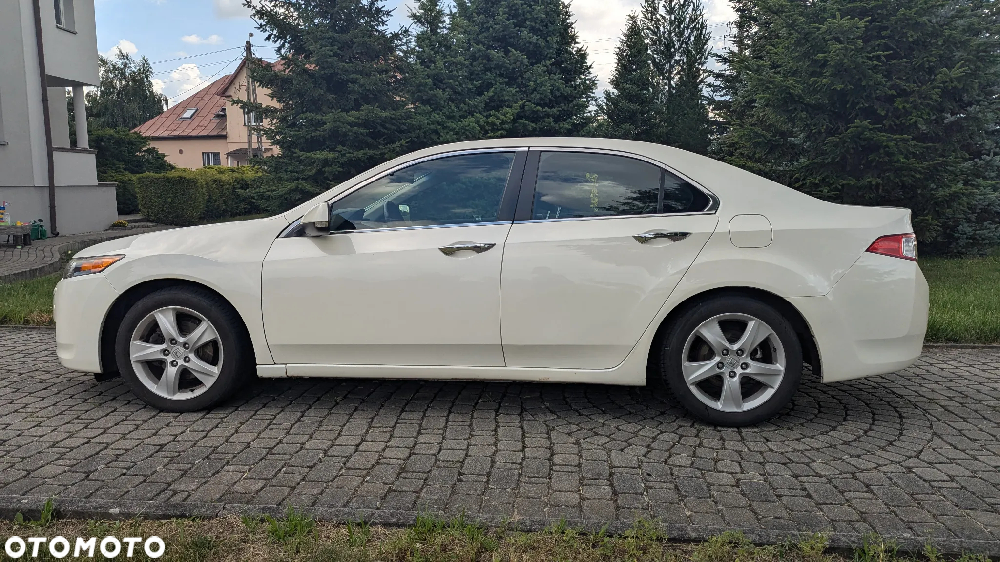 Honda Accord 2.0 Executive Nav - 6