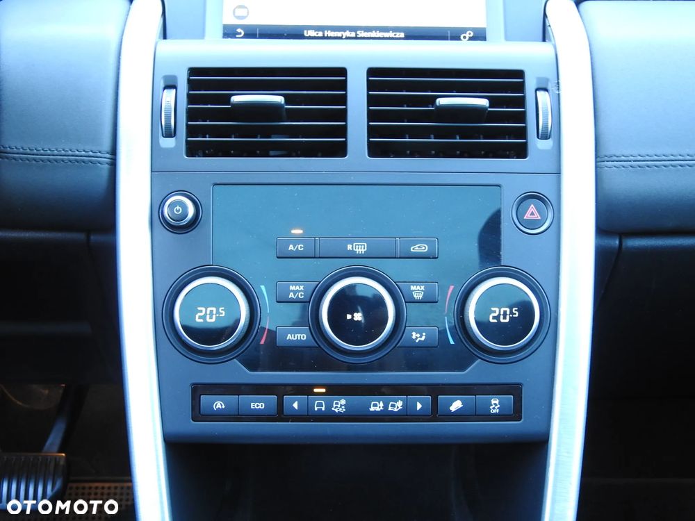 Land Rover Discovery Sport TD4 HSE - 23
