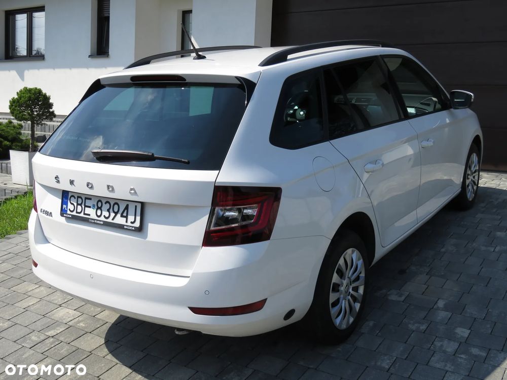 Skoda Fabia 1.0 Ambition Plus - 4