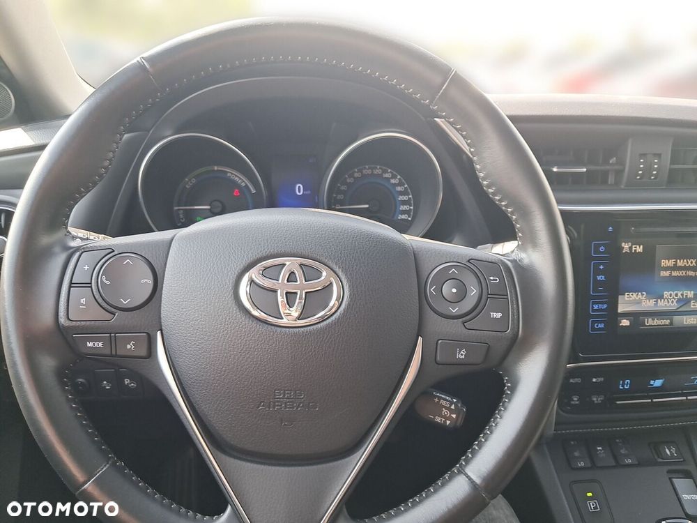 Toyota Auris - 17