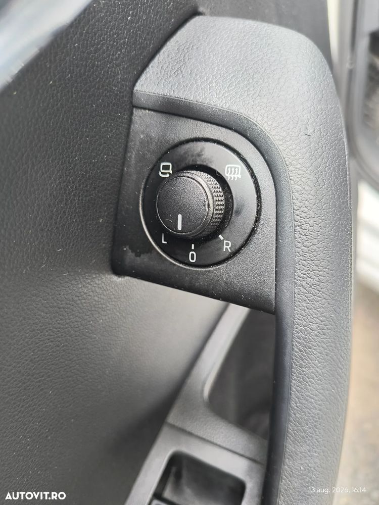 Skoda Octavia 2.0 TDI AMBITION DSG - 17