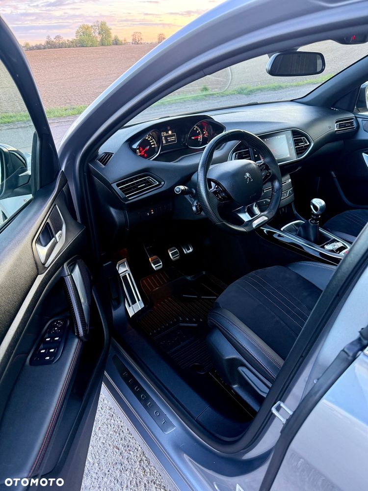 Peugeot 308 PureTech 130 GPF Stop & Start GT Pack - 7