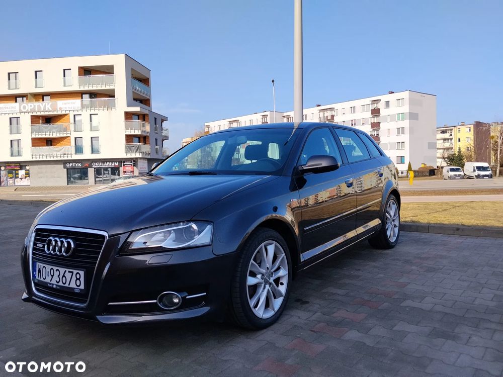 Audi A3 Sportback - 3