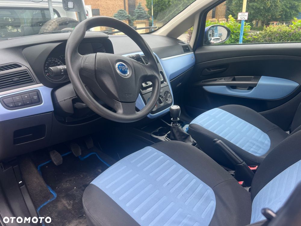 Fiat Punto 1.2 16V Dynamic - 4