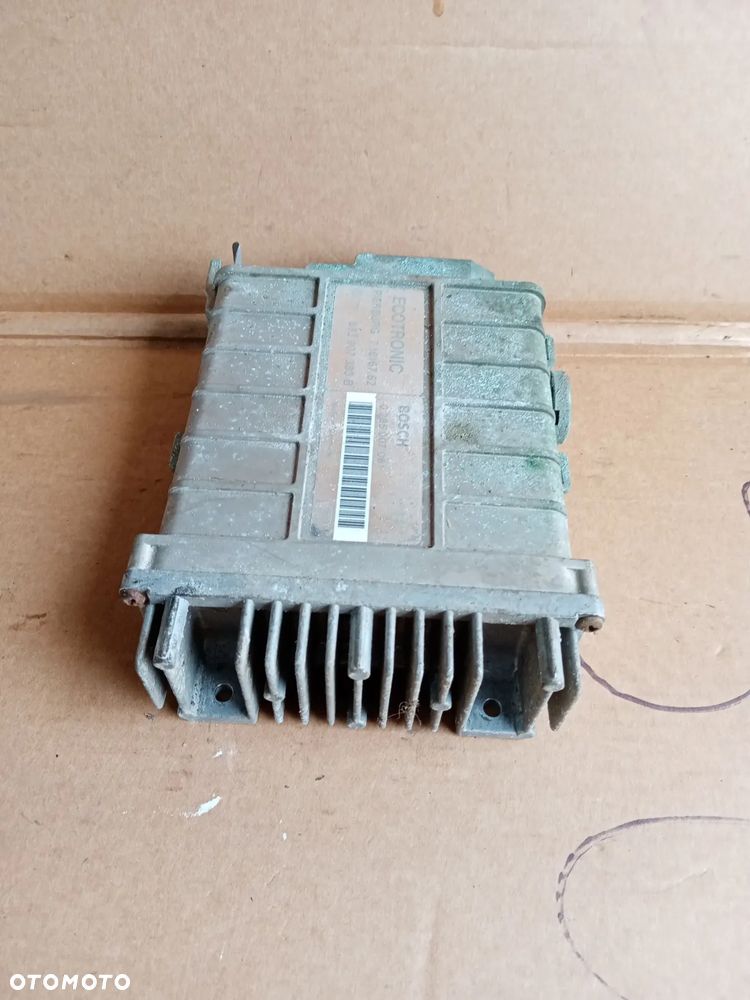 Komputer sterownik silnika VW Passat B3 1.8 893907383B 0285007061 - 1