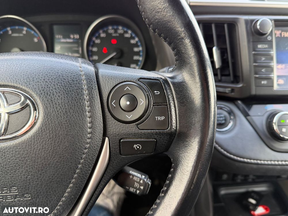 Toyota RAV4 2.0 D-4D 4x2 Start-Stop Edition-S - 24