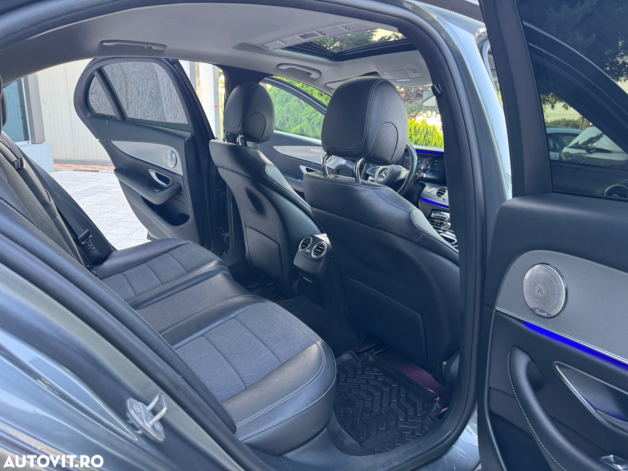 Mercedes-Benz E 200 d T 9G-TRONIC - 23