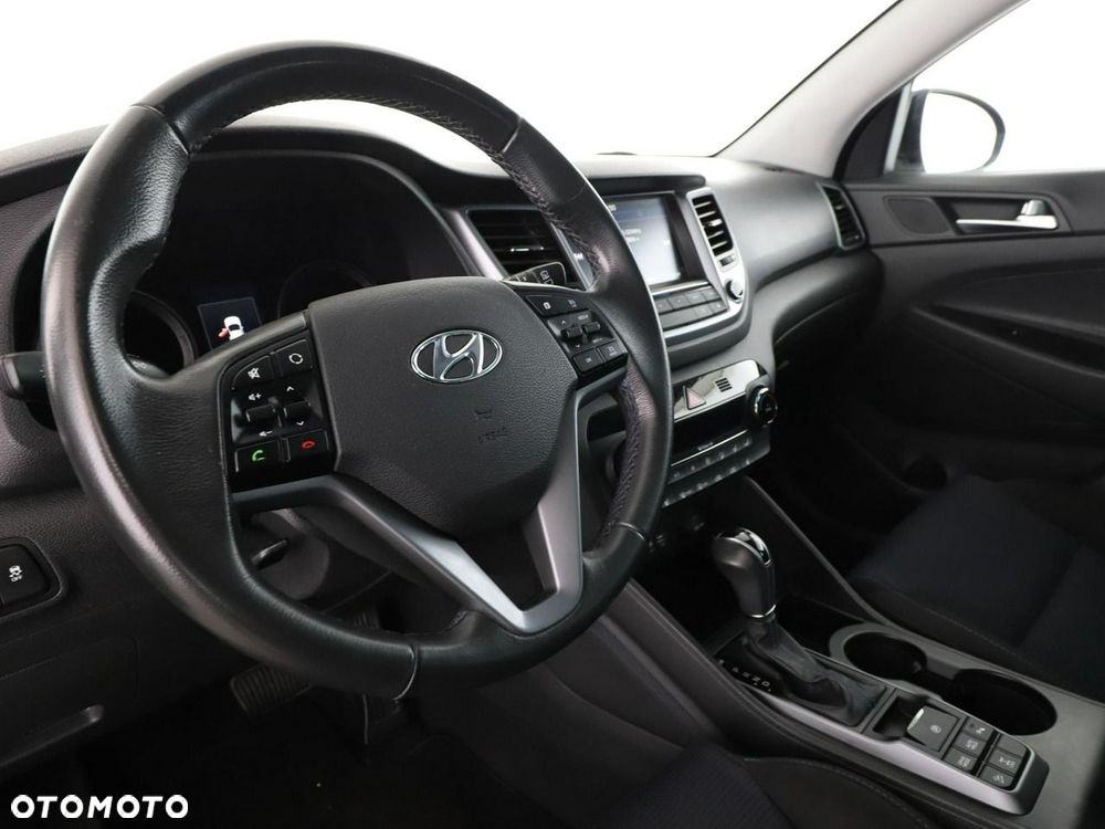 Hyundai Tucson 2.0 CRDi 4WD Automatik Style - 15