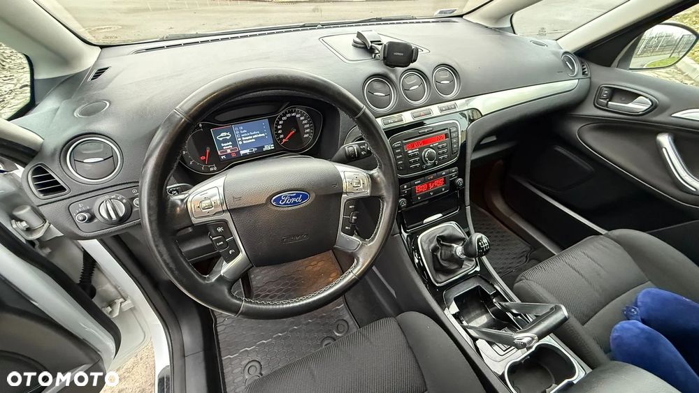 Ford S-Max 2.0 TDCi DPF Titanium - 17