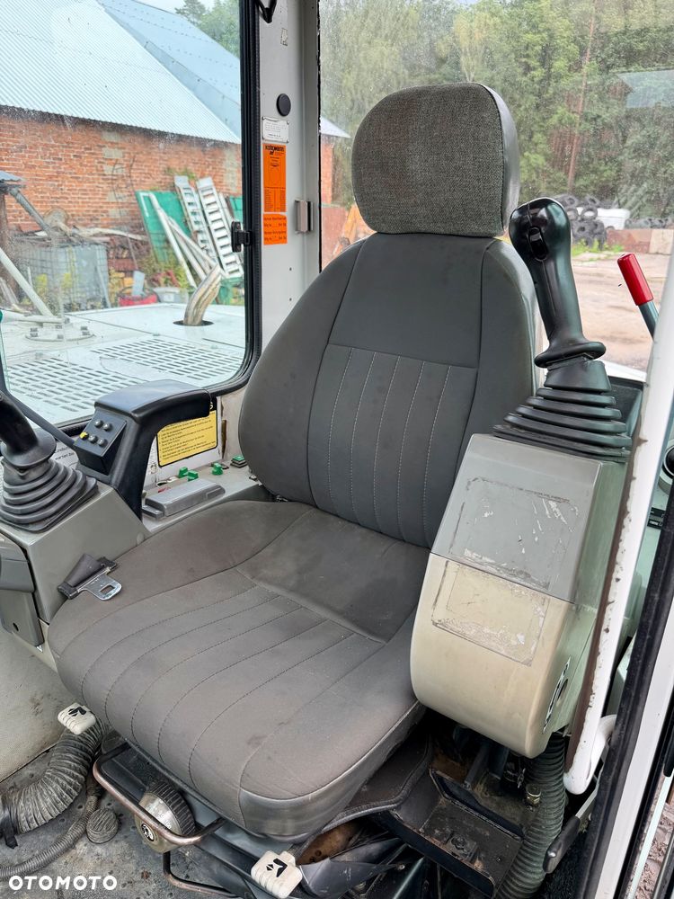 Takeuchi TB175W - 6