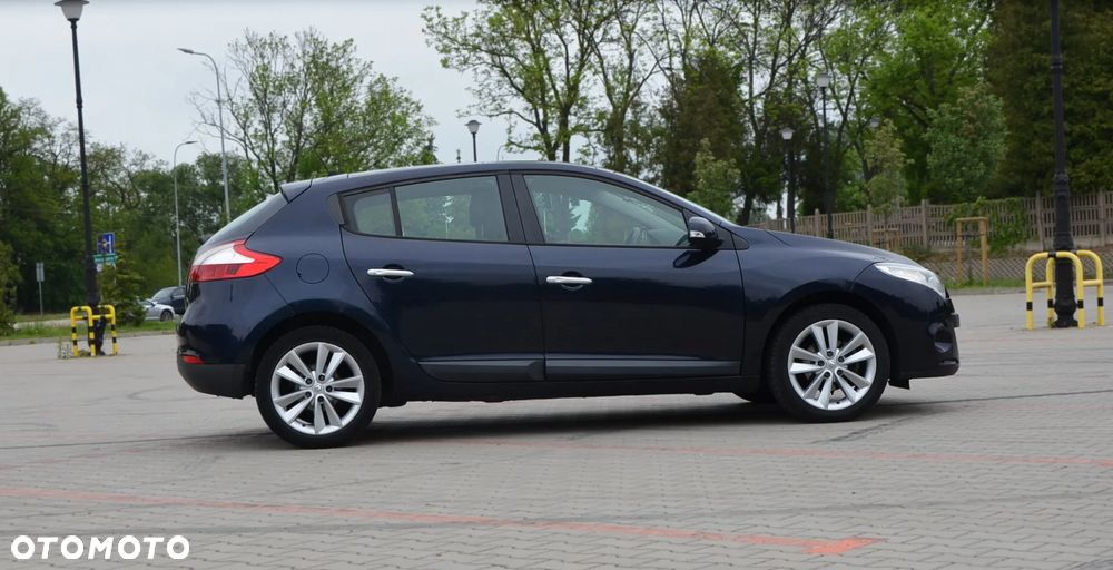 Renault Megane 1.6 16V 110 LIMITED - 10