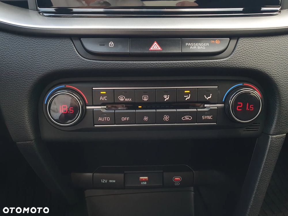 Kia Ceed 1.5 T-GDI M - 37