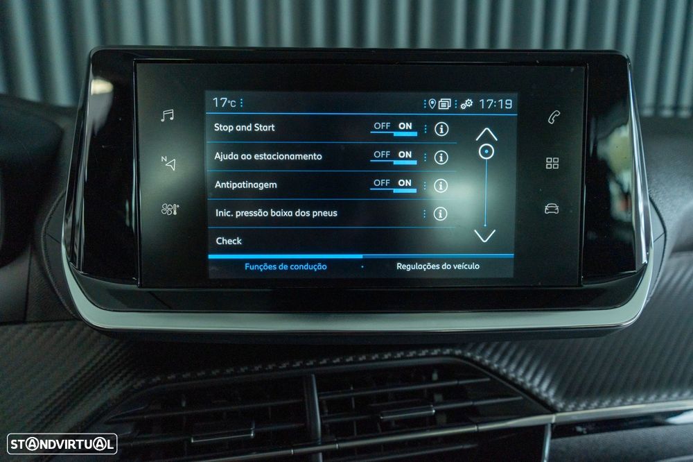 Peugeot 2008 1.2 PureTech Active Pack EAT8 - 13