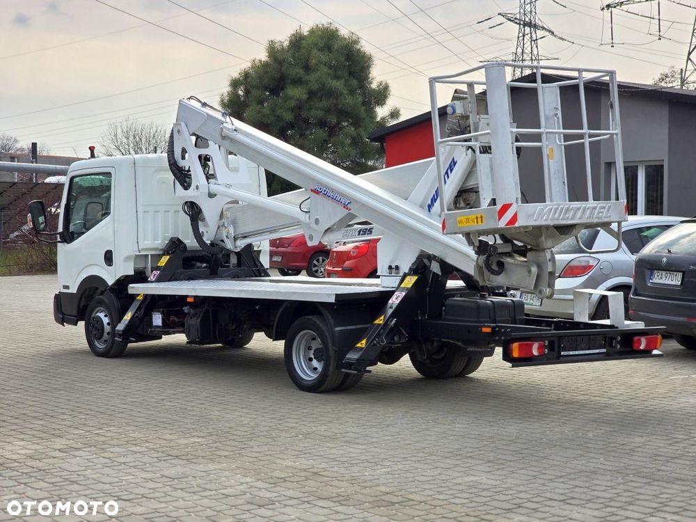 Nissan Cabstar / Multitel HX195 - 6