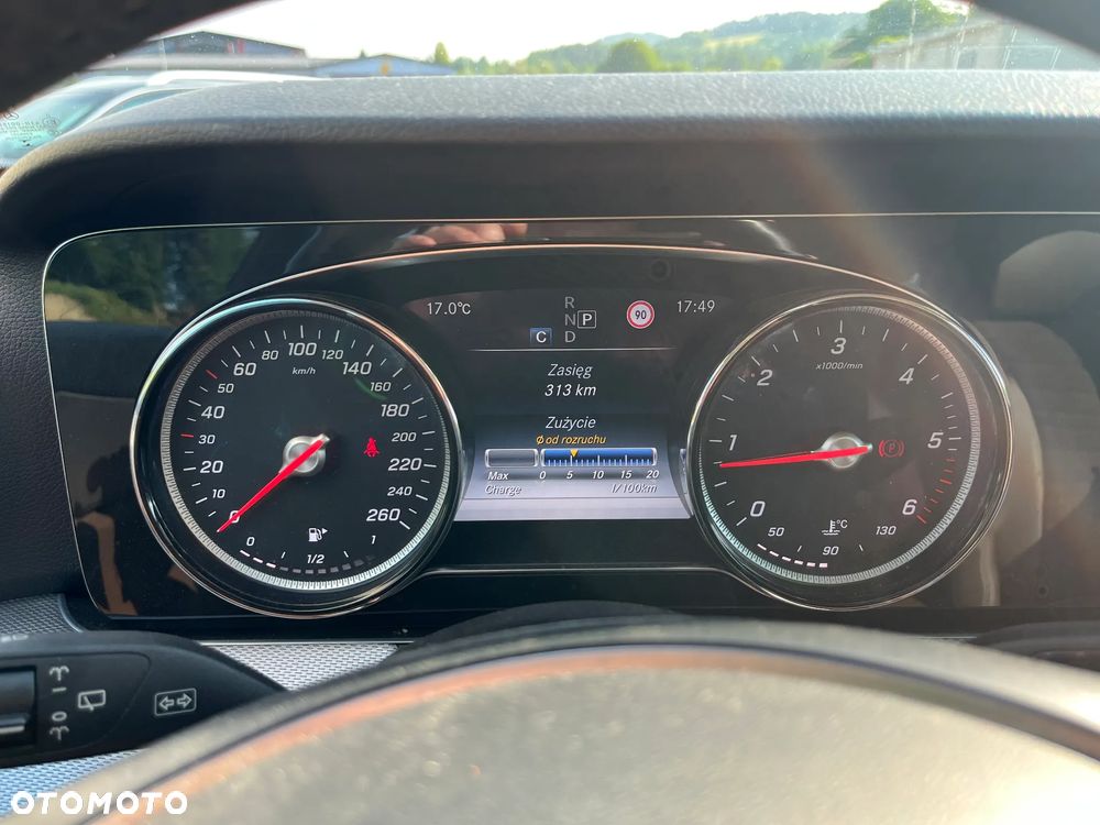 Mercedes-Benz Klasa E ver-200-d-9g--tronic-exclusive - 17