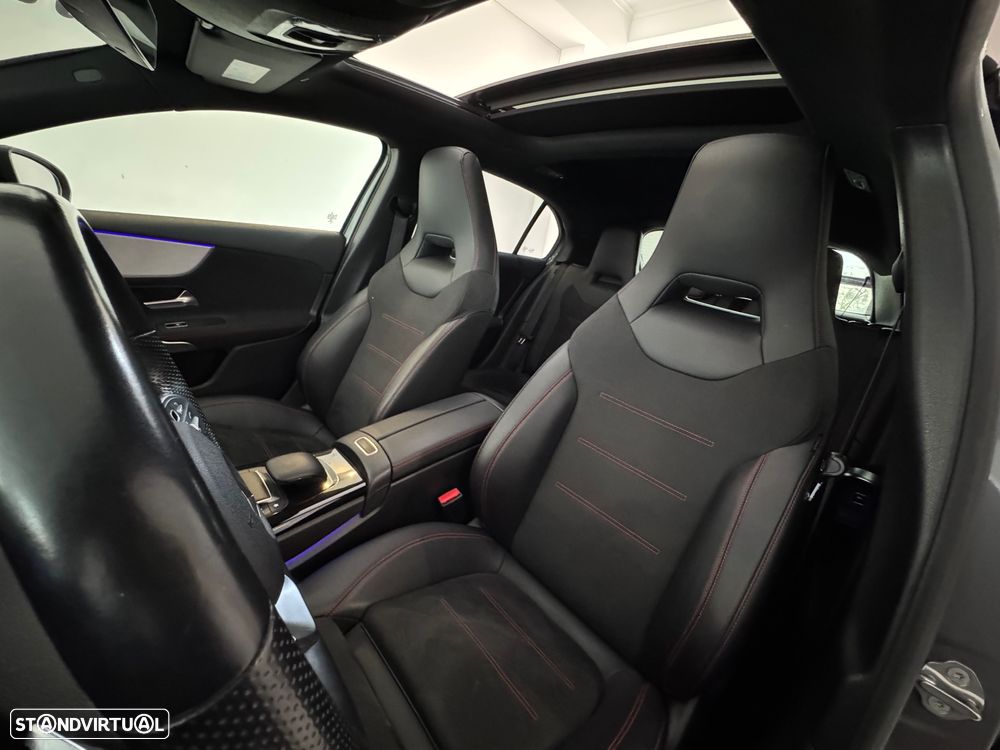 Mercedes-Benz A 250 e AMG Line - 27