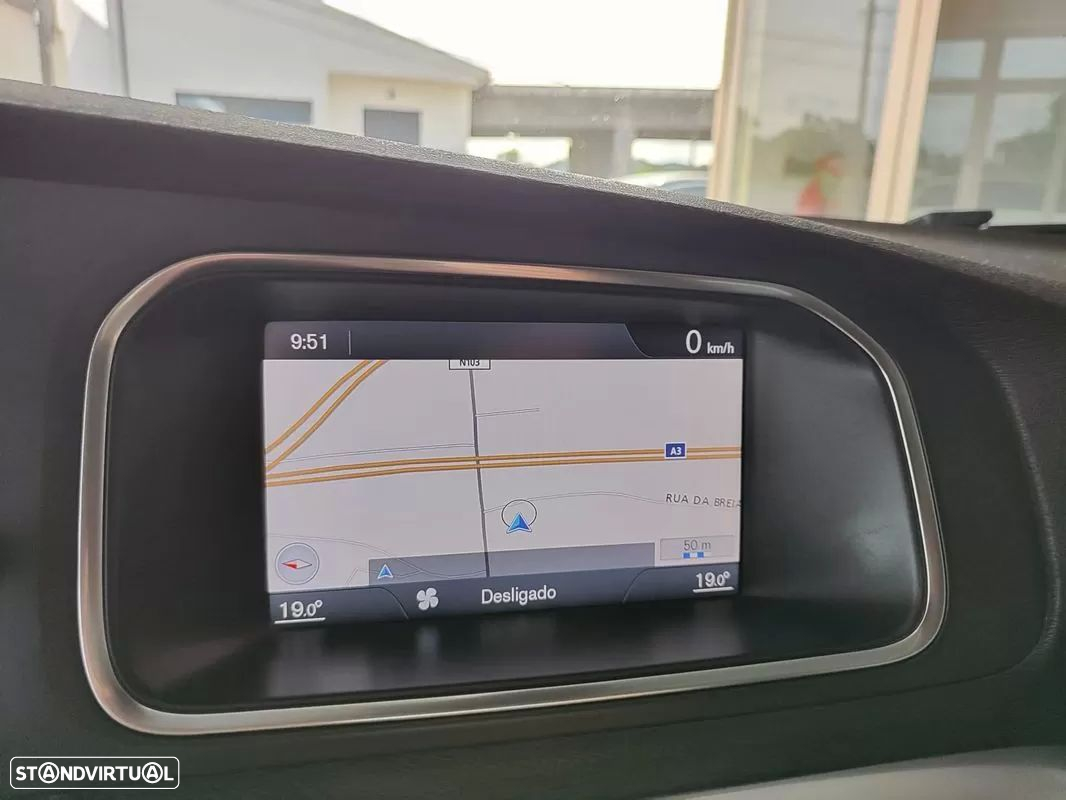 Volvo V40 1.6 D2 Momentum - 28