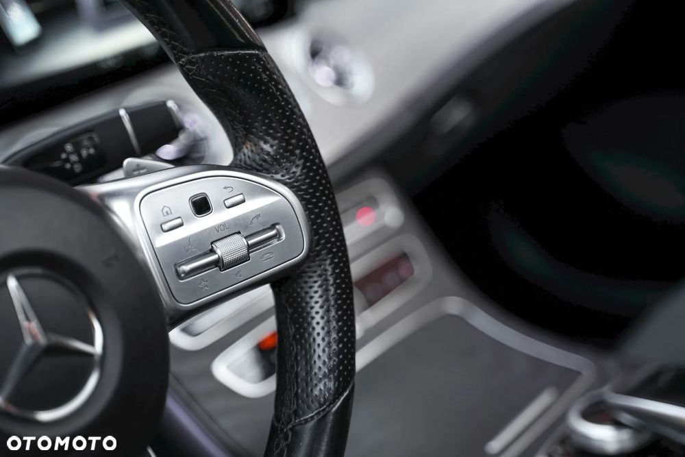 Mercedes-Benz Klasa E 220 d 4-Matic AMG - 25