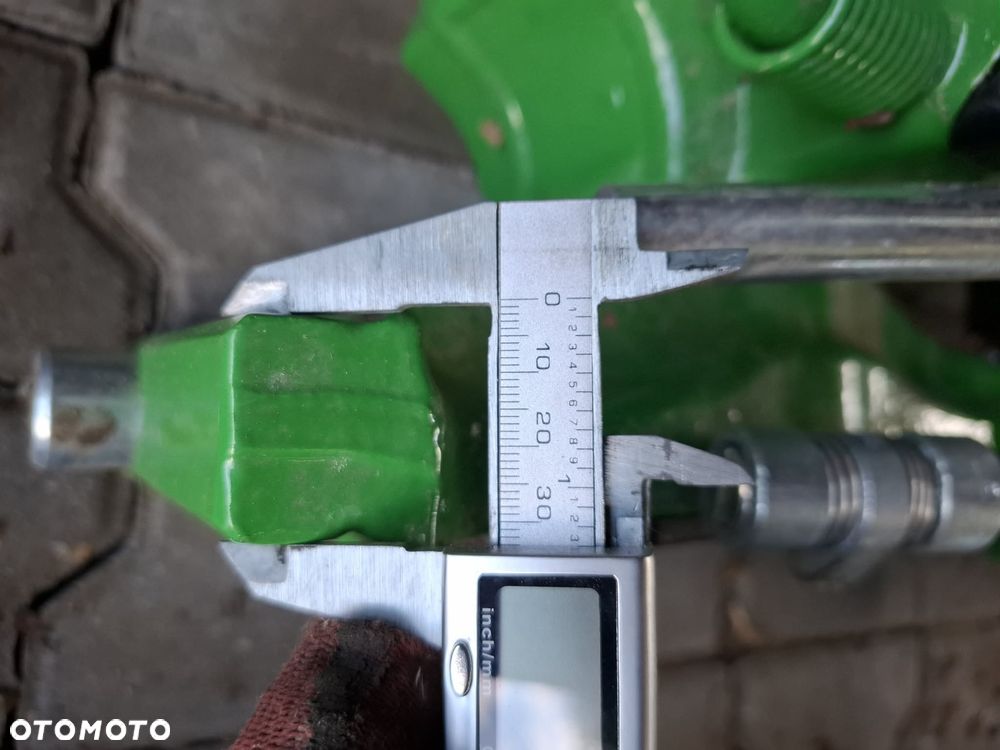 ZACZEP SAUERMANN AUTOMATYCZNY 33CM NOWY SWORZEŃ 25mm CASE FENDT DEUTZ VALTRA JOHN DEERE NEW HOLLAND - 7