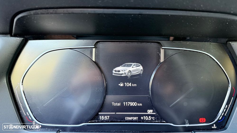 BMW 118 i Pack Desportivo M Auto - 28