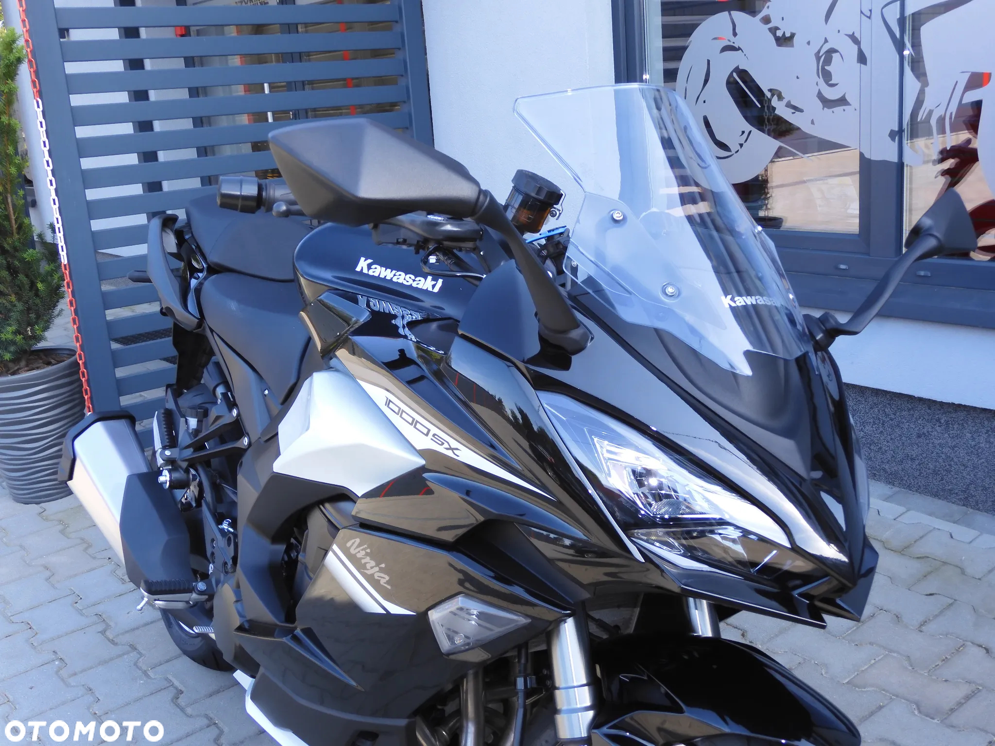 Kawasaki Ninja 1000 SX - 4