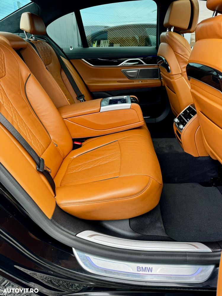 BMW Seria 7 730d xDrive - 9