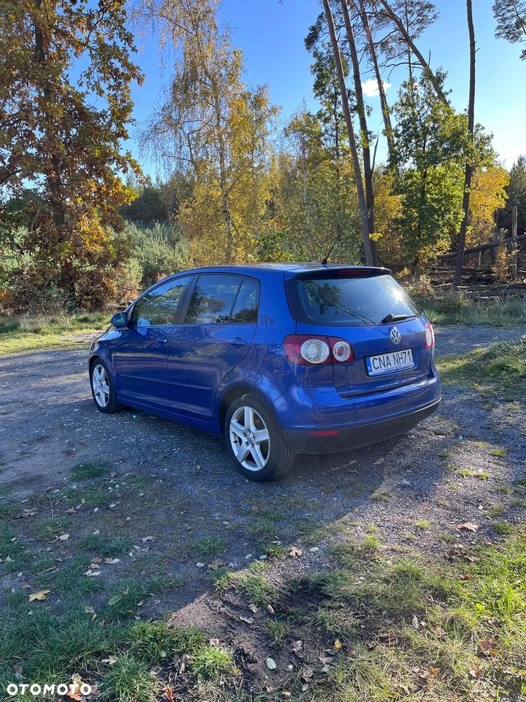 Volkswagen Golf - 5