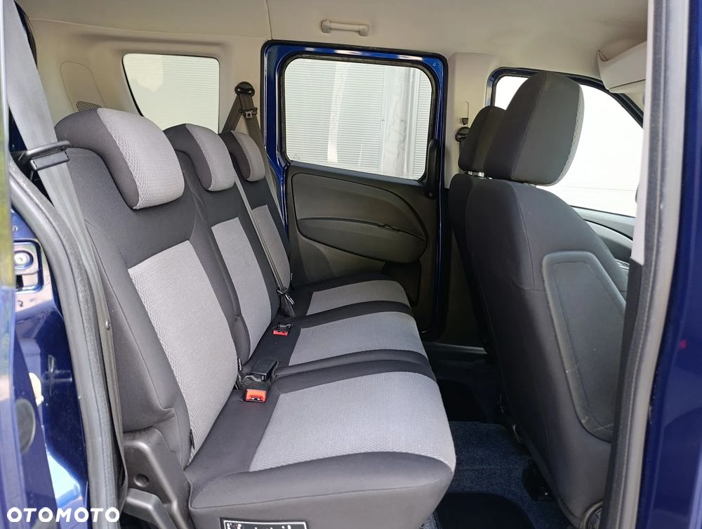 Fiat Doblo 1.4 T-Jet 16V Easy - 25