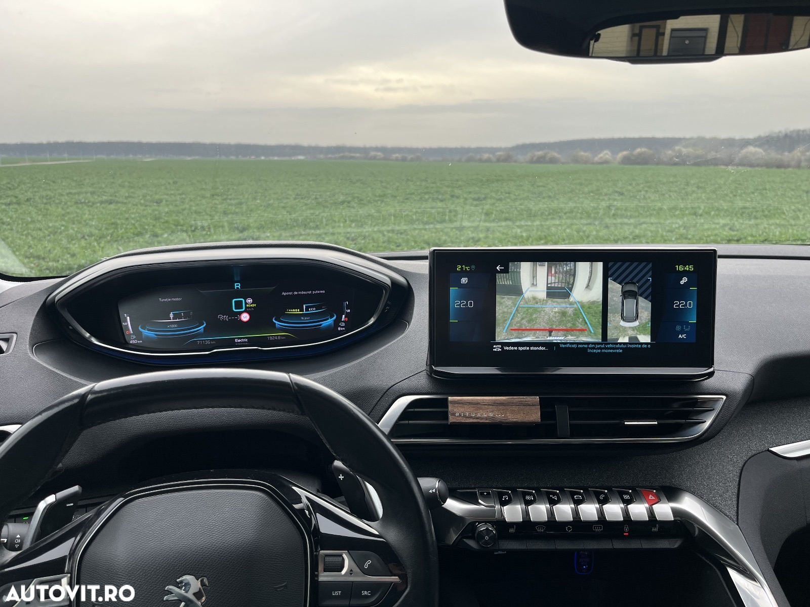 Peugeot 3008 Hybrid4 300 e-EAT8 Allure - 12