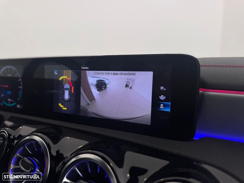 Mercedes-Benz CLA 250 - 25