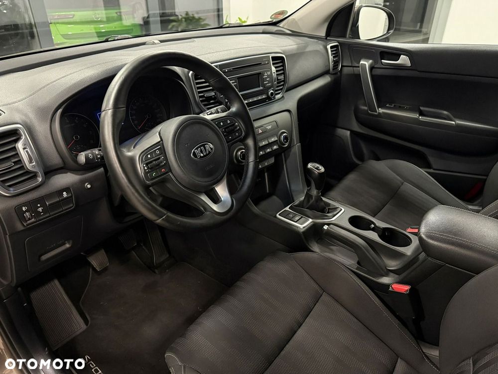 Kia Sportage 1.6 GDI 2WD Attract - 12
