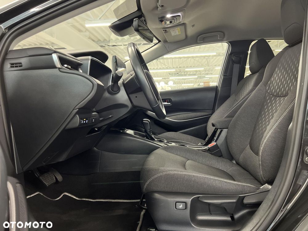 Toyota Corolla 1.8 Hybrid Style - 17
