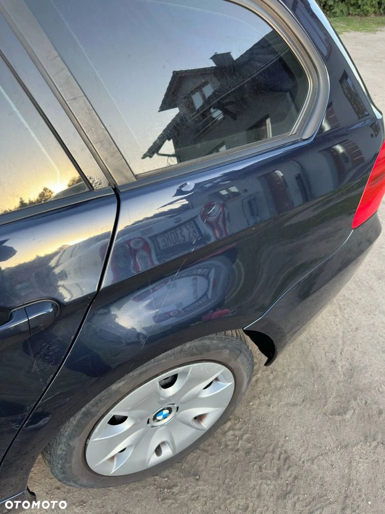 BMW Seria 3 318i - 9