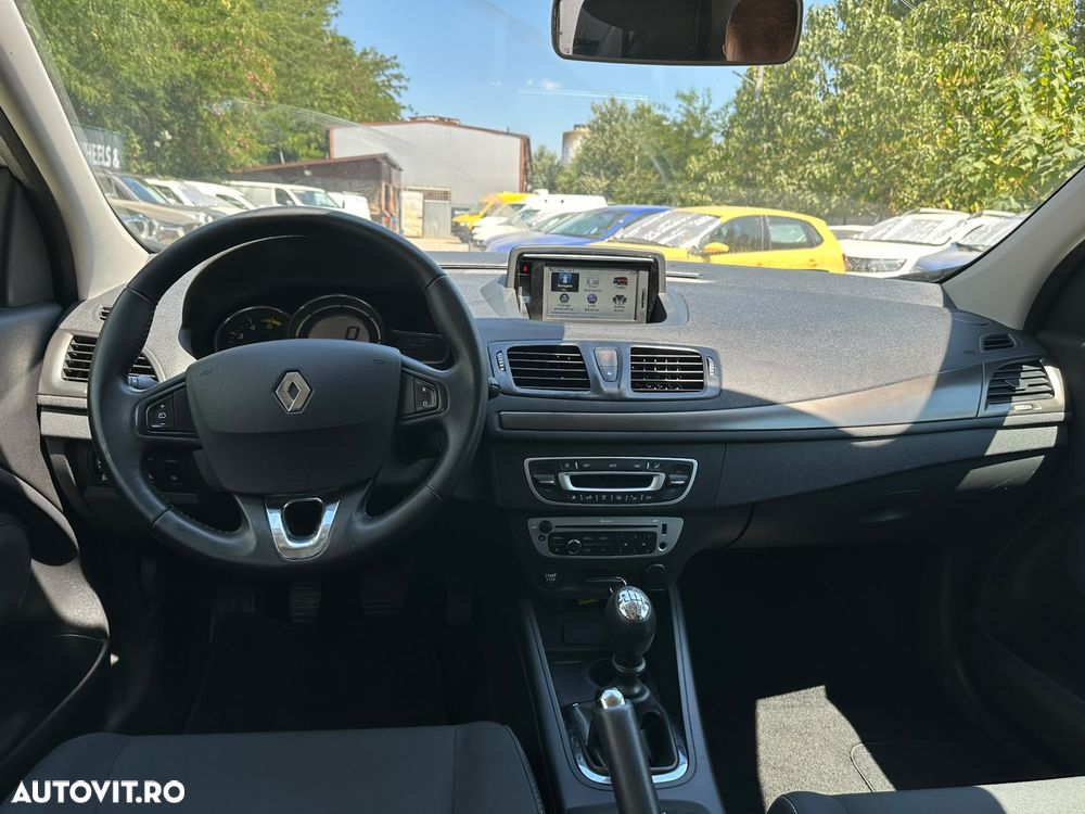 Renault Megane - 11