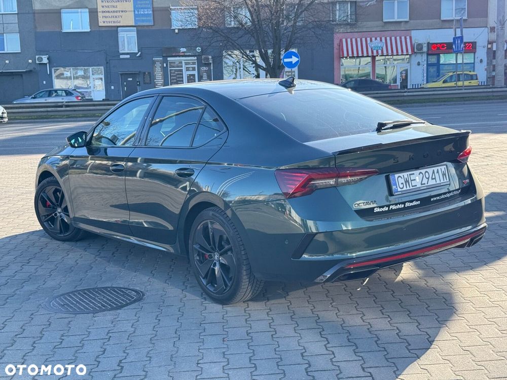 Skoda Octavia 2.0 TSI RS DSG - 8
