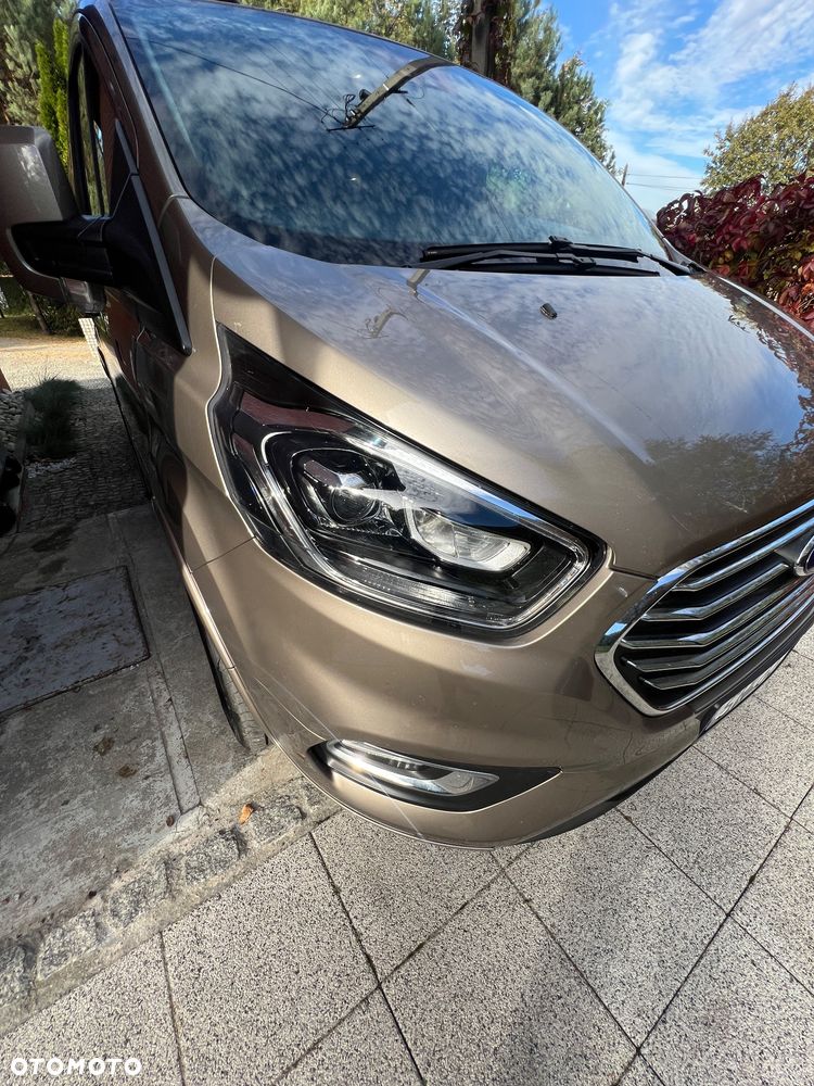 Ford Tourneo Custom - 25