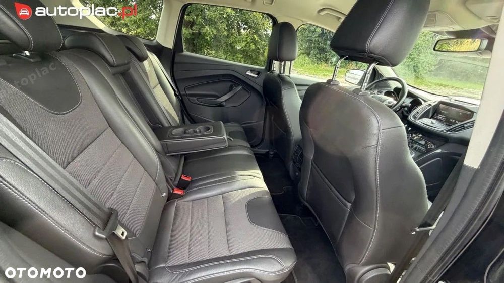 Ford Kuga - 25