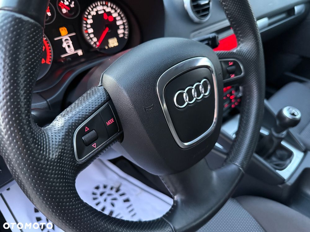 Audi A3 Sportback 1.4 TFSI Ambition - 14