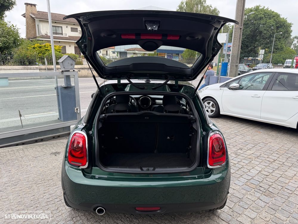 MINI 3 Portas Cooper D Auto - 12