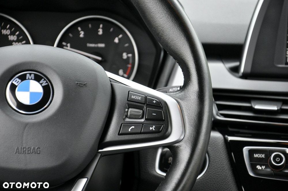 BMW Seria 2 218d Active Tourer Luxury Line - 21