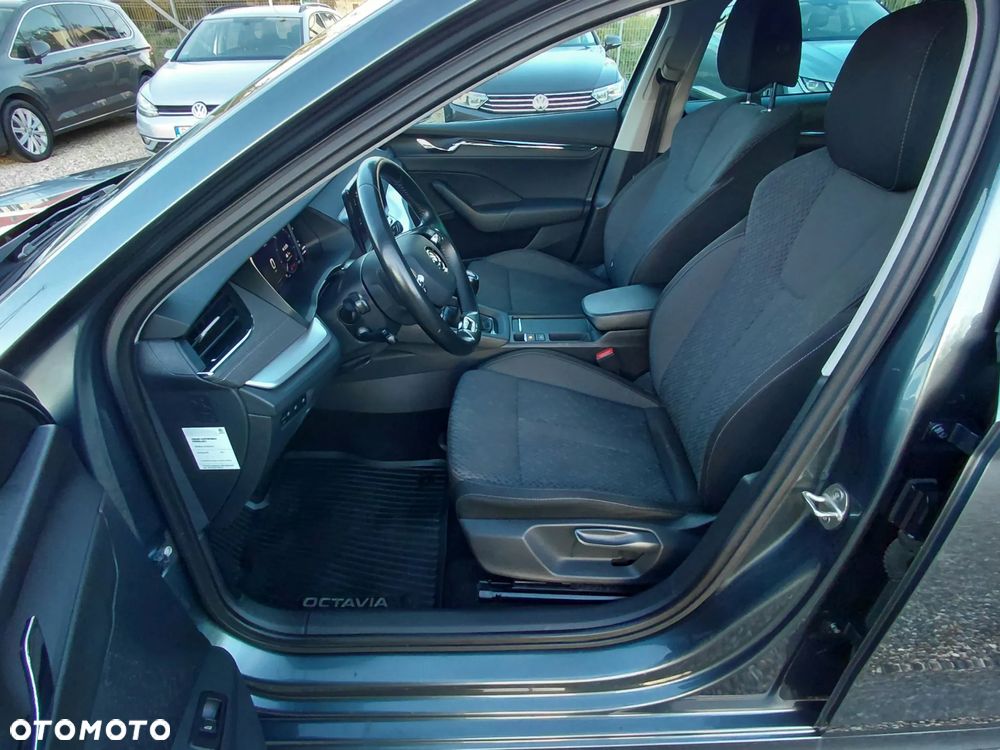 Skoda Octavia 1.5 TSI ACT Style - 11