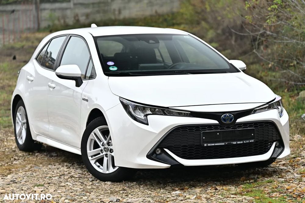 Toyota Corolla 1.8 Hybrid Business Edition - 1