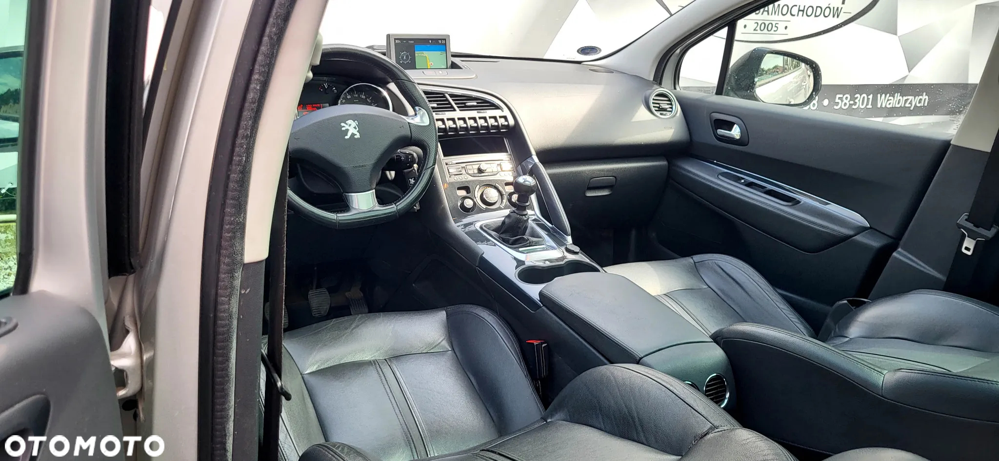 Peugeot 3008 1.6 BlueHDi Allure S&S - 16